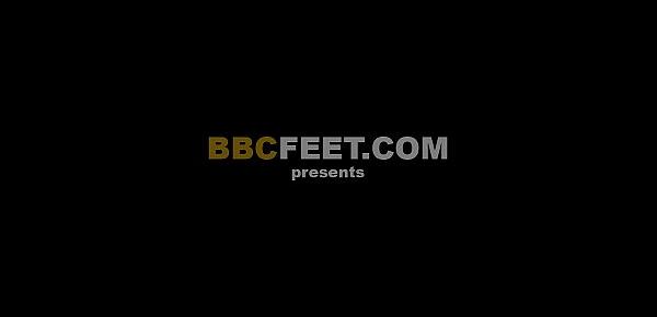  Lola Foxx Gets Her Feet Fucked By BBC
